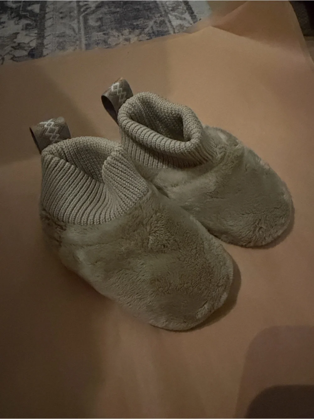 Ugg Nesti baby slippers